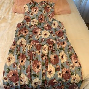TJ Maxx Sleeveless Open Back Flower Print Dress. Size large. Rarely worn.